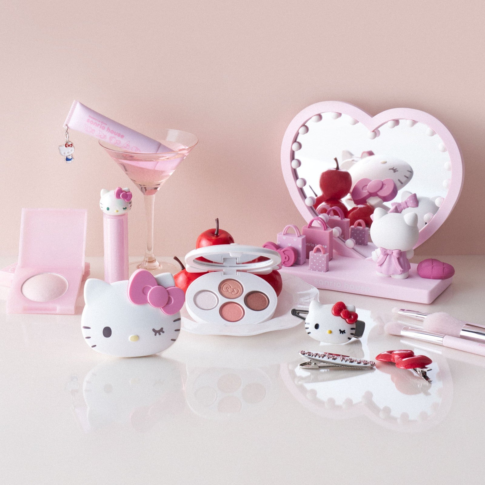 （C）2026 SANRIO CO．， LTD． APPROVAL NO．L664297