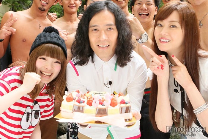 左から:きゃりーぱみゅぱみゅ、又吉直樹(ピース)、観月ありさ/画像提供:関西テレビ