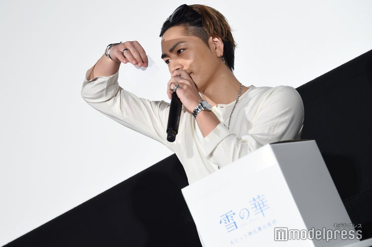 画像29 43 三代目jsb登坂広臣 中条あやみ 観客をお見送り サプライズの連続でファン歓喜 雪の華 モデルプレス 画像29 43 三代目jsb登坂広臣 中条あやみ 観客をお見送り サプライズの連続でファン歓喜 雪の華 モデルプレス