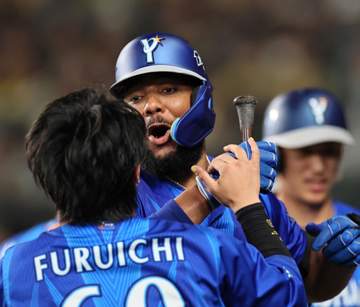 DeNAが7月2度目4連勝！3位・ヤクルトと2ゲーム差に迫る ドラ3宮下が先制V弾＆エンカーナシオンが4号3ラン チームは月間勝率・733