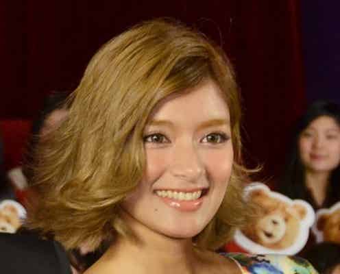 ローラ、益若つばさの離婚にコメント