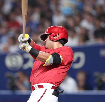 広島・末包昇大 今季初安打が本塁打 右中間へ圧巻の一発 18日に今季初昇格