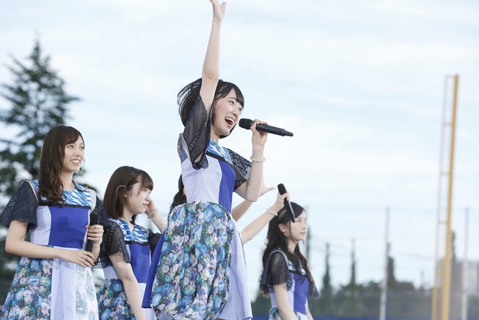 乃木坂46(提供写真)