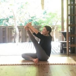 冷えによるむくみの放置は危険!ほっそり脚をキープするストレッチ