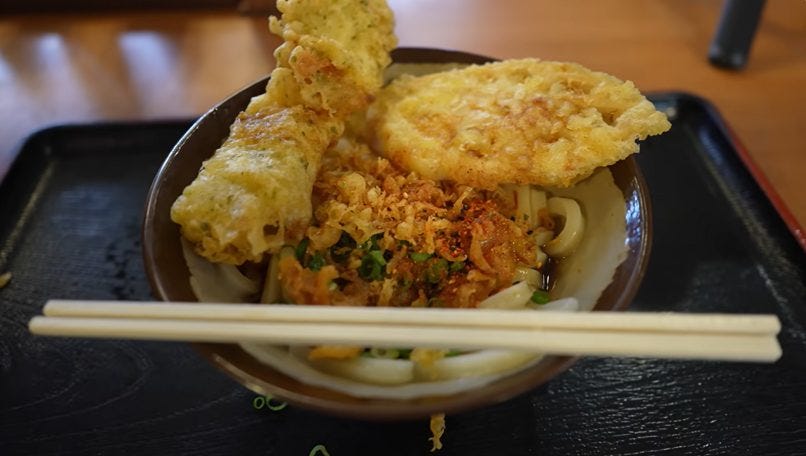 香川から福岡へ、うどんと牛丼に込めた小さなごほうび旅