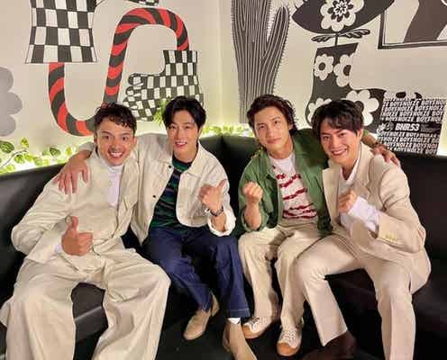 東方神起・間宮祥太朗・満島真之介らが笑顔で肩組み「豪華すぎる」「最高の組み合わせ」の声