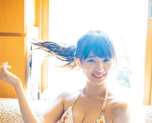 AKB48武藤十夢、谷間くっきりビキニショット披露