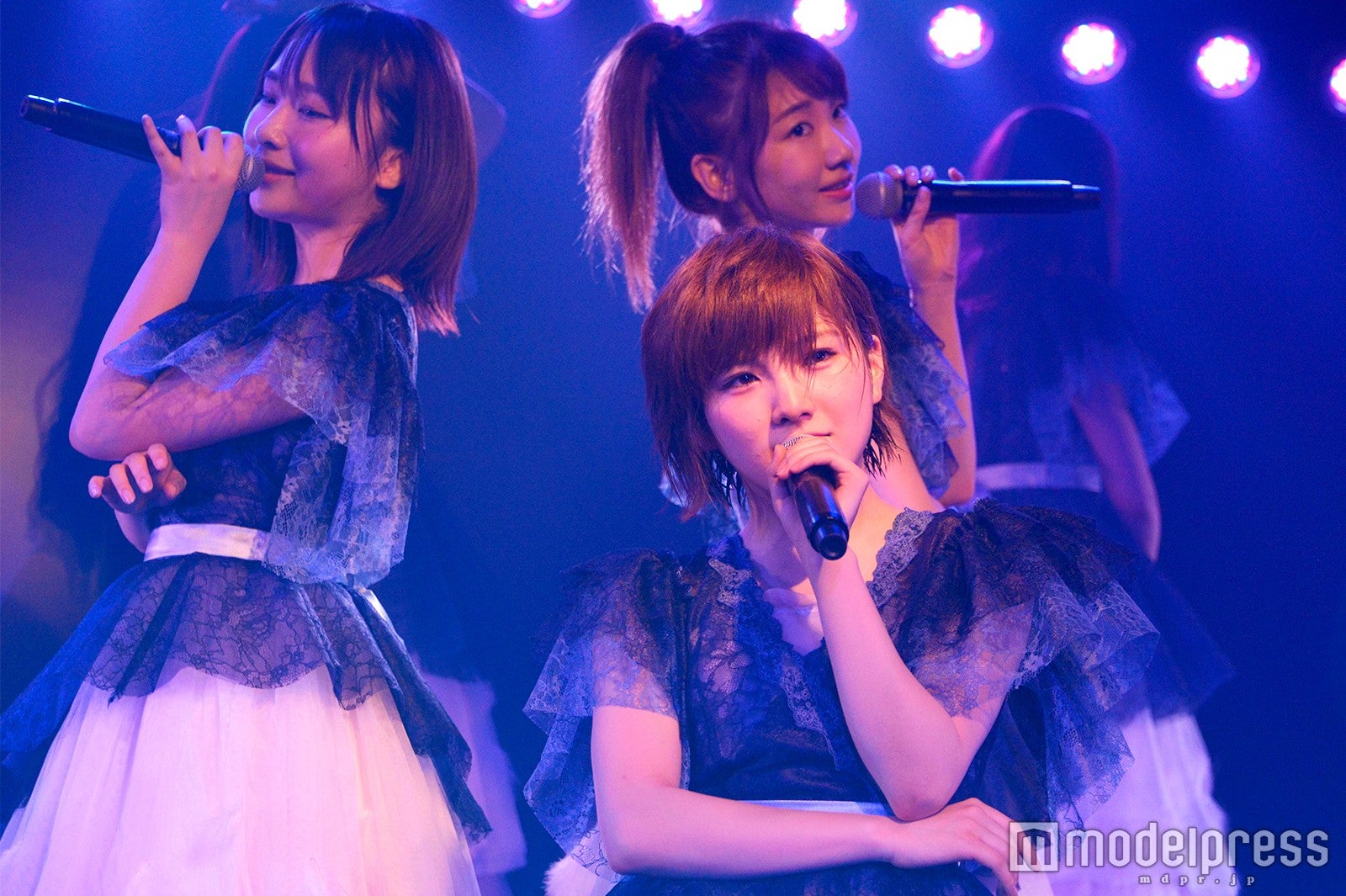 高橋朱里、柏木由紀、岡田奈々／AKB48「サムネイル」公演（C）モデルプレス