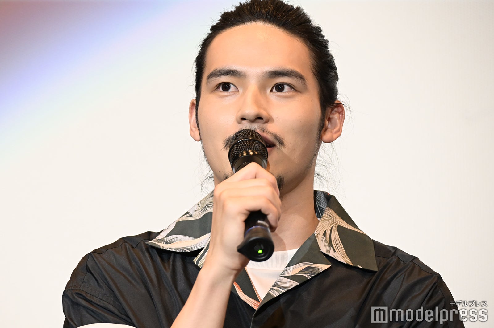 岡田健史 水上恒司 直筆サイン入りフォトフレーム 水上恒司 岡田健史 直筆サイン入り写真立て