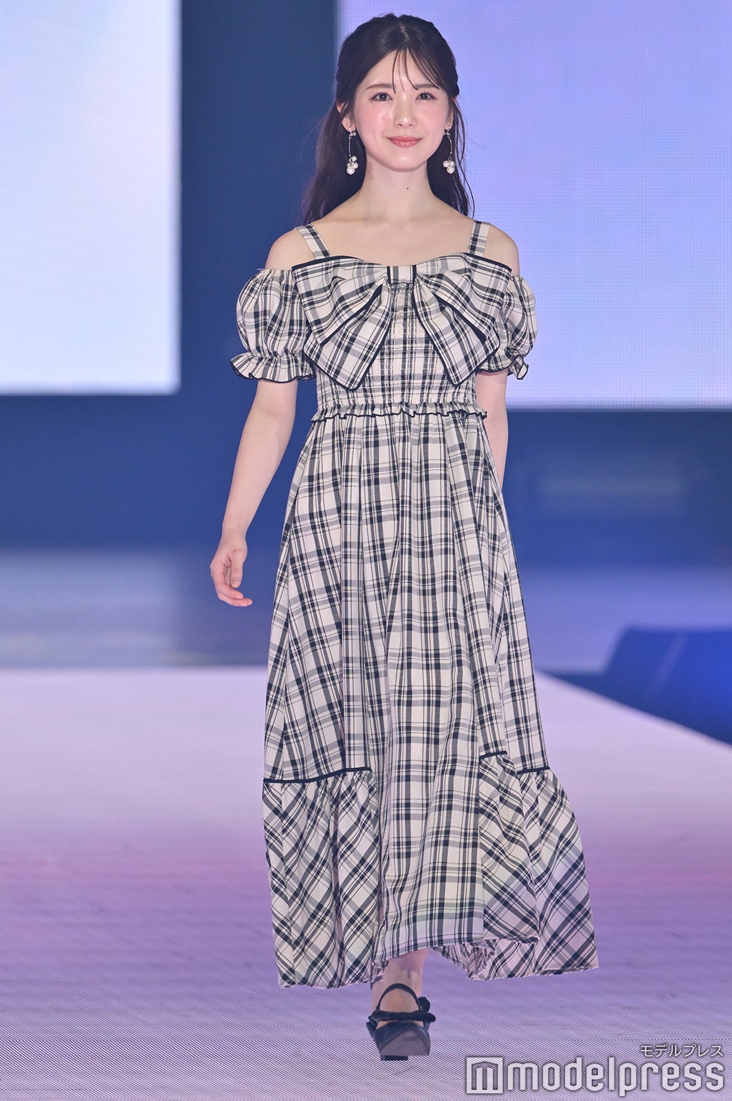 緑白コーデ　リボンモチーフ　筒井あやめ Amazon.co.jp: 筒井あやめ 乃木坂46 緑×白コーデ 生写真 3種