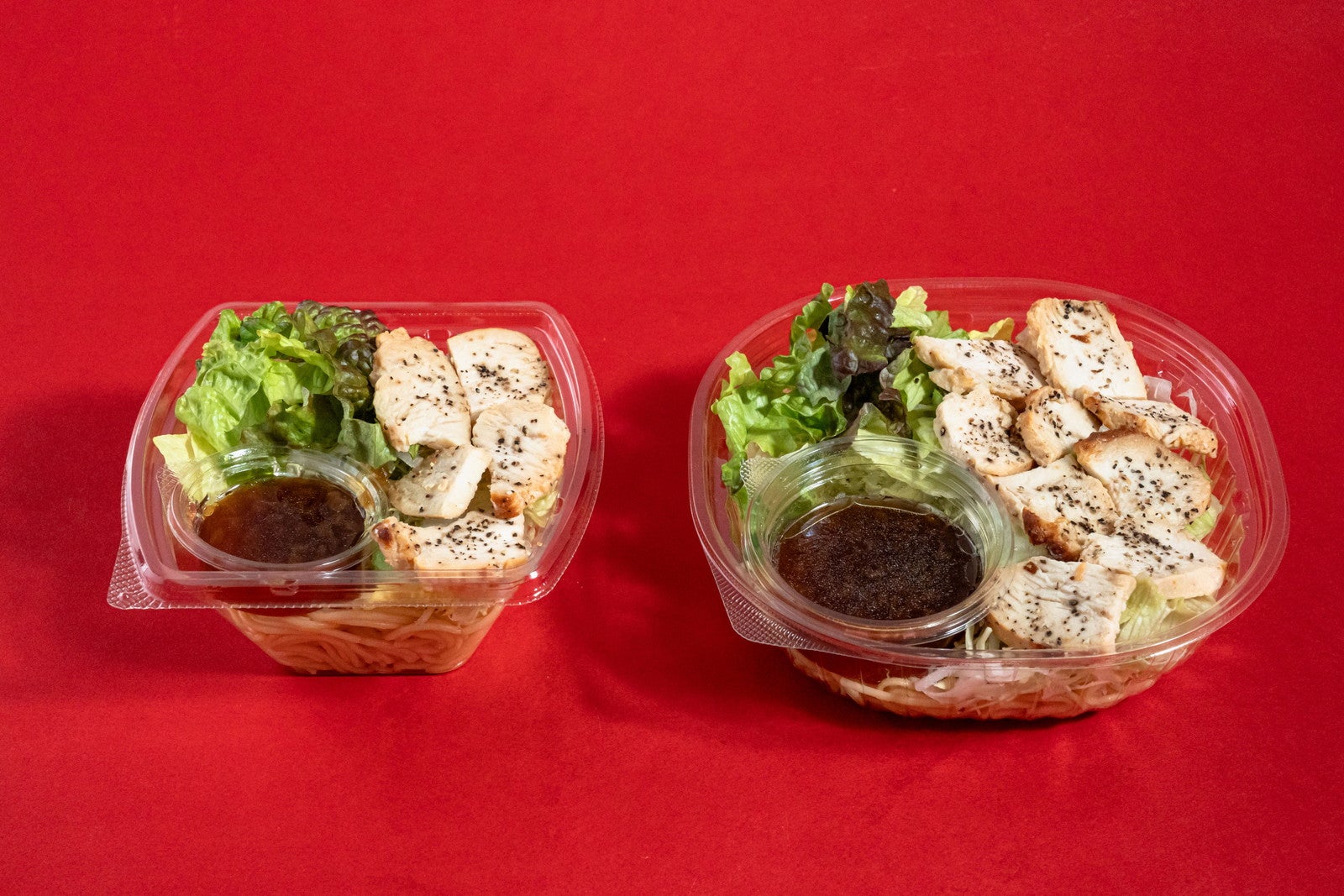 たんぱく質が摂れる！ローストチキンのパスタサラダ（税込398円）（提供写真）