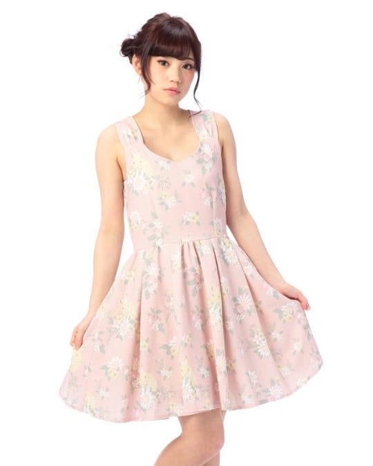 ガーデンラビットクロスワンピース「Tokyo Kawaii Life」¥7,452(税込)
