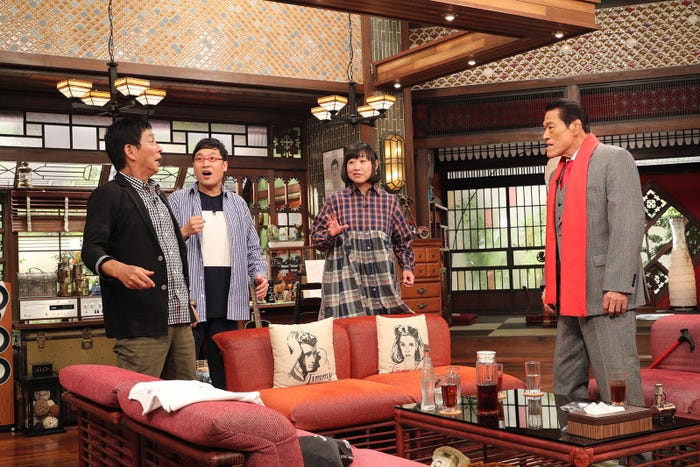 (左から)明石家さんま、南海キャンディーズ、アントニオ猪木(C)関西テレビ