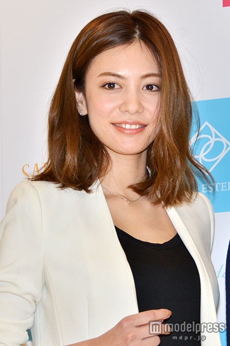 モデル菅原沙樹、結婚を発表