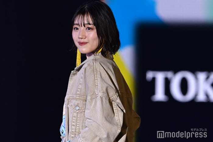 佐々木美玲(C)モデルプレス