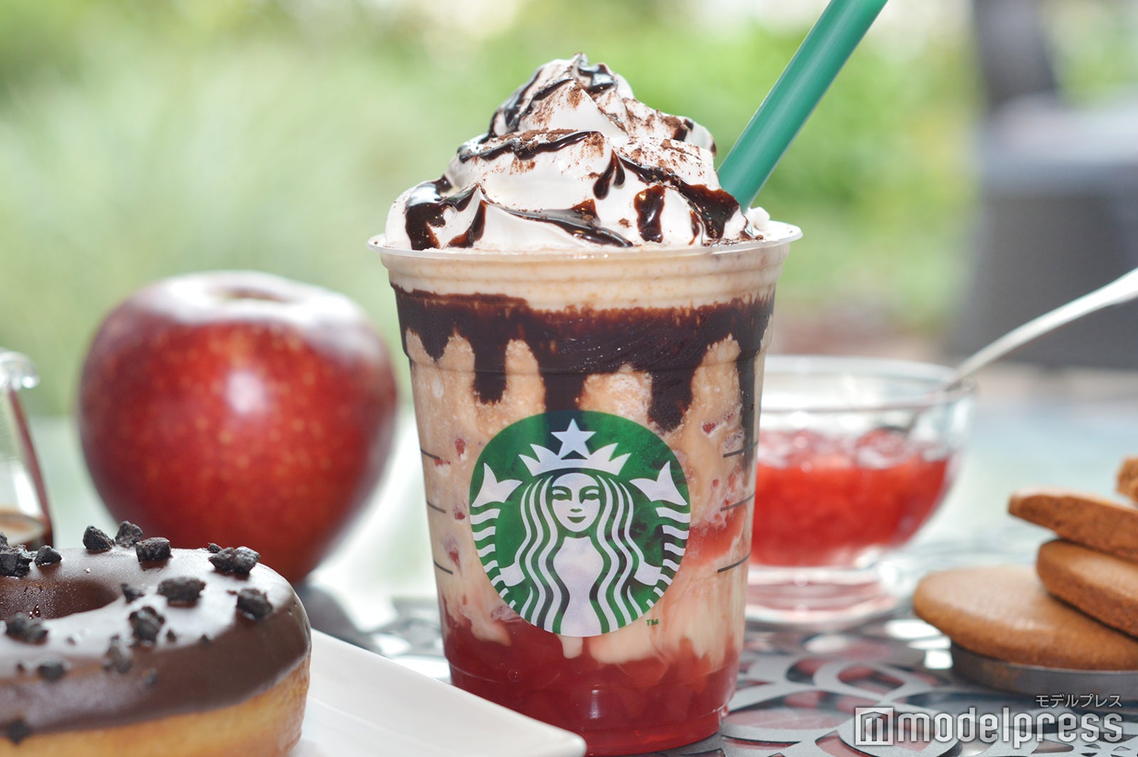 ハロウィンウィッチ フラペチーノ （C）モデルプレス