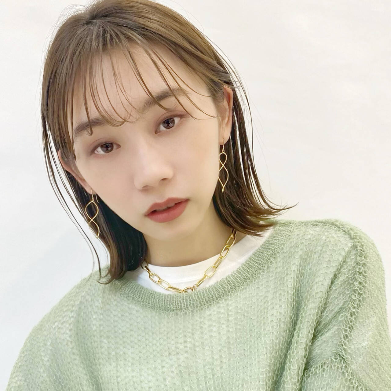 おしゃれな人はみんなやってる 束感バング の作り方 モデルプレス おしゃれな人はみんなやってる 束感バング の作り方 モデルプレス