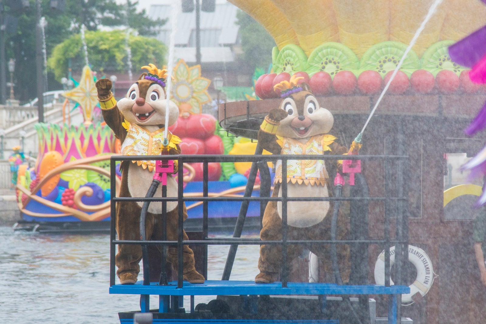 「ミニーのトロピカルスプラッシュ」（C）Disney