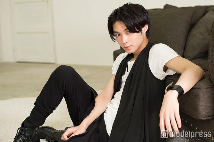 磯村勇斗(C)モデルプレス