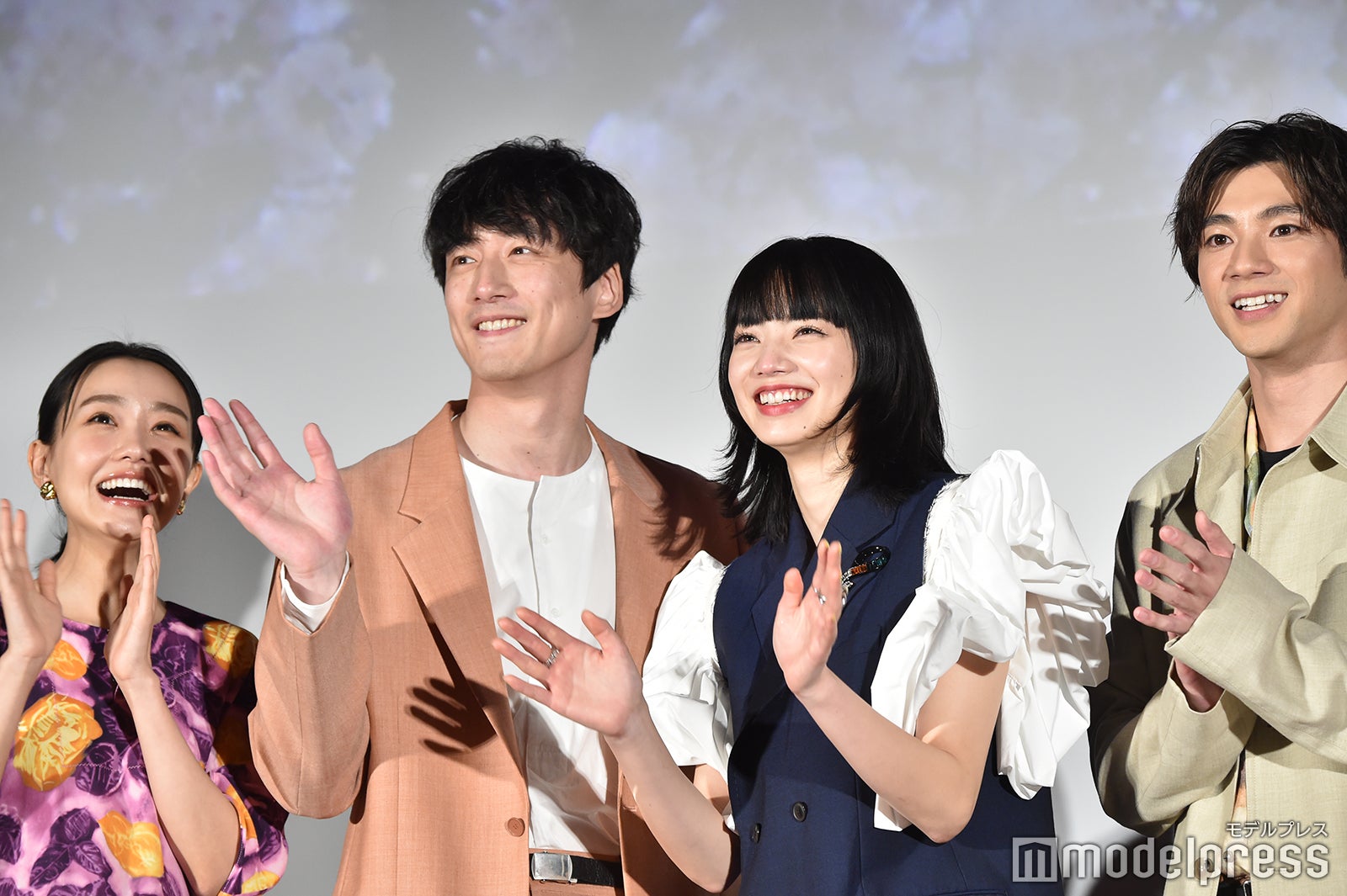 奈緒、坂口健太郎、小松菜奈、山田裕貴 （C）モデルプレス