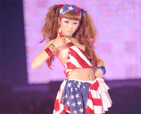 若槻千夏、「ダブルシー」から約3700万円を被災地へ寄付