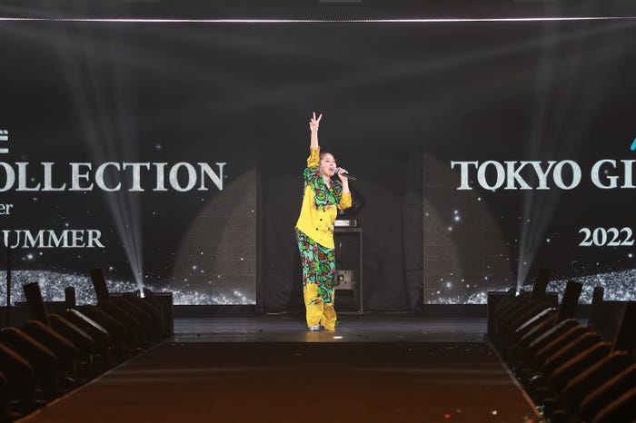 AI(C)マイナビ TOKYO GIRLS COLLECTION 2022 SPRING/SUMMER