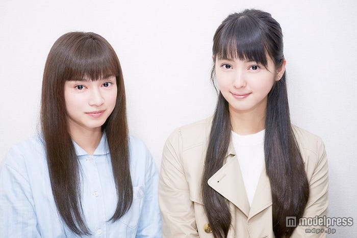 姉妹役を演じる平愛梨(左)と佐々木希(右)(C)2015『呪怨 –ザ・ファイナル-』製作委員会
