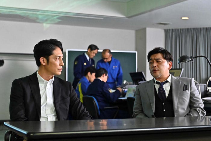 玉木宏、富澤たけし 「マイファミリー」最終話より(C)TBS