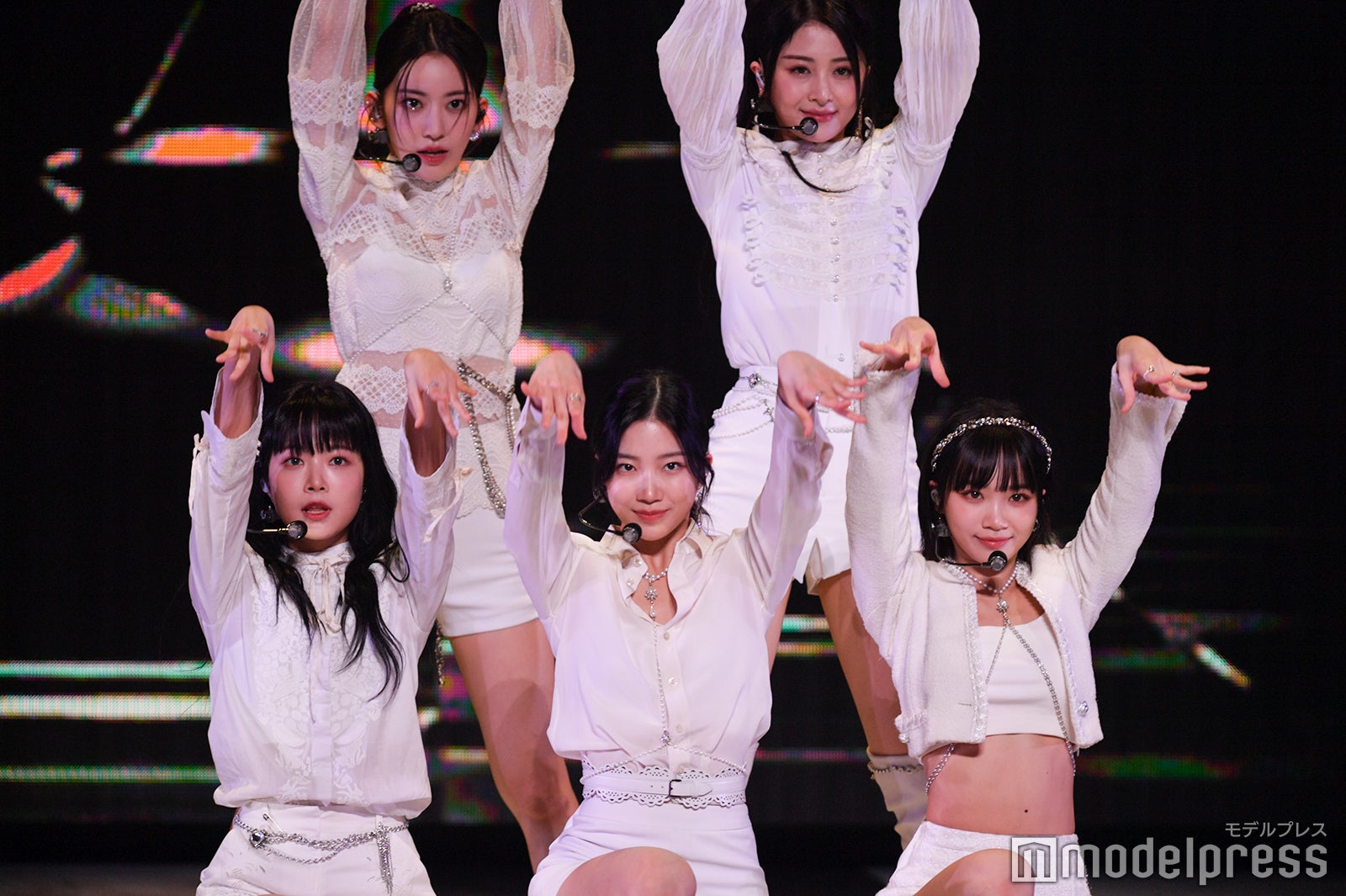 LE SSERAFIM （C）モデルプレス