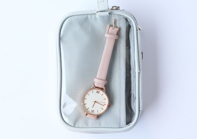 ムック本　ムック　付録　人気　おすすめ　オススメ　宝島社　宝島　レビュー　便利　優秀　当たり　最高　2023　ローリーズファーム　推し活ポーチ　LOWRYS