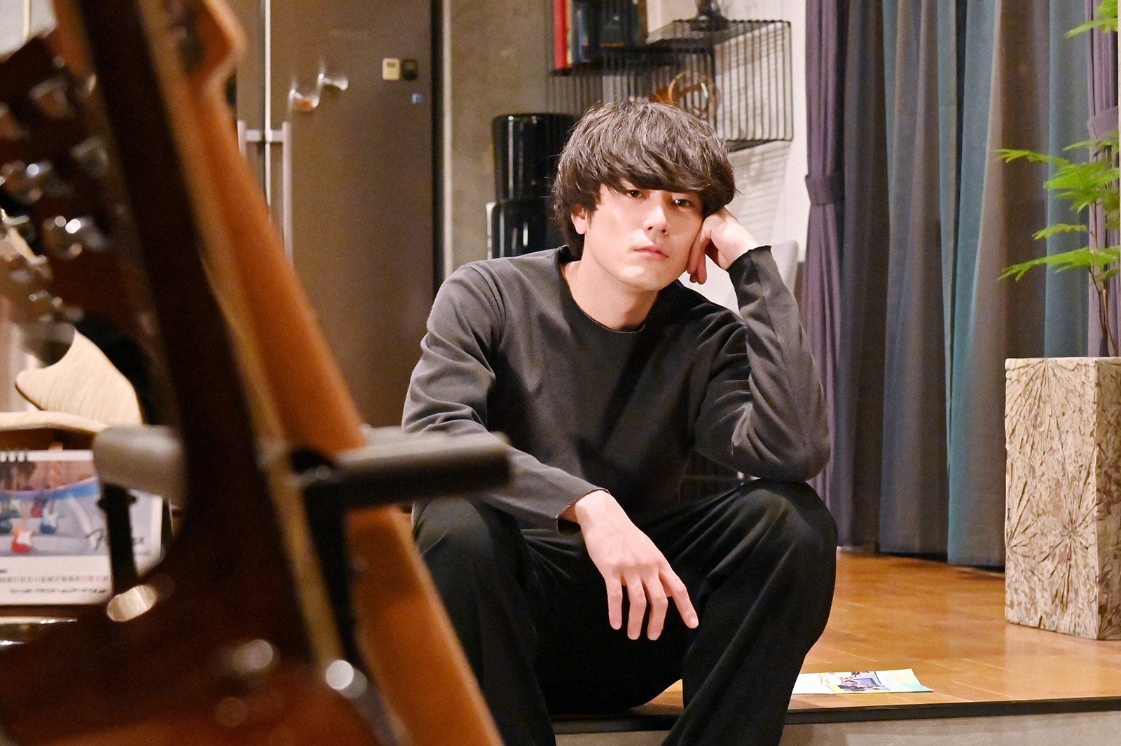 間宮祥太朗／「ファイトソング」第1話より（C）TBS