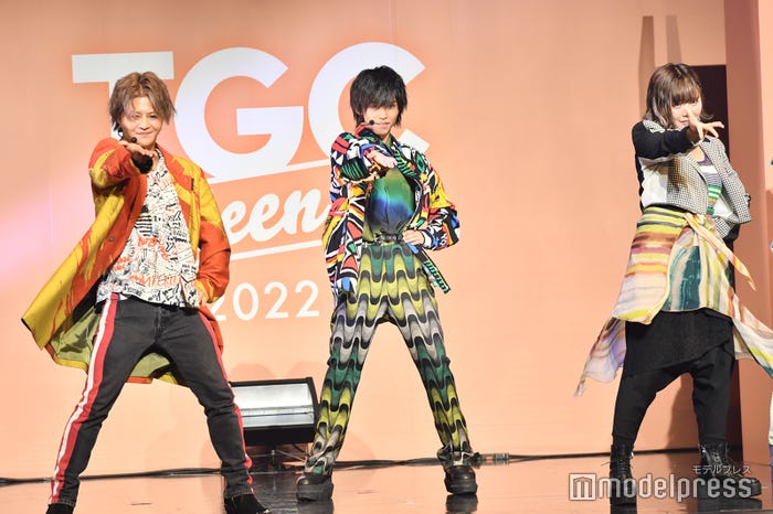 フォーエイト48(C)モデルプレス