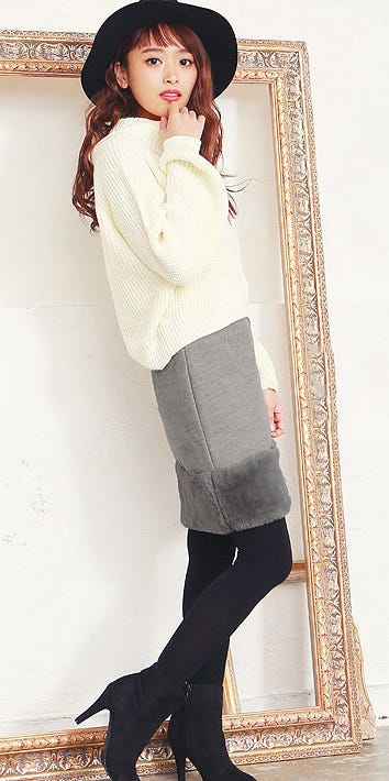 フェイクウール×ファー切替台形ミニスカート「神戸レタス」2490円(税込)/画像提供:神戸レタス