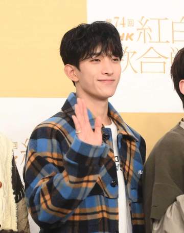 SEVENTEEN・ドギョム 8日に韓国軍へ入隊 前日にライブ配信で涙「軍隊に行くんだって実感わいて」