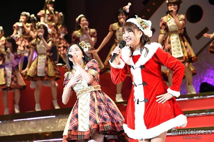 「SKE48冬コン2015 名古屋再始動。~珠理奈が帰って来た~ひと足お先にXmas!ユニット祭り」の様子(C)AKS