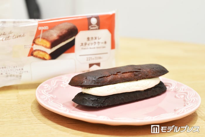 生カヌレスティックケーキ(C)モデルプレス