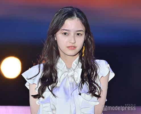 「彼オオカミ」“オオカミちゃん”判明で話題・大峰ユリホ、大人ガーリーコーデにキュン<GirlsAward 2022 S/S>