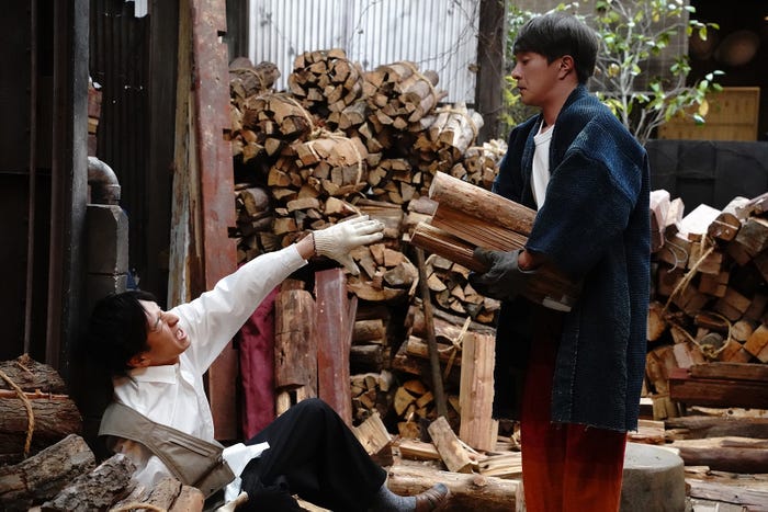 生田斗真、濱田岳 (C)2023映画「湯道」製作委員会