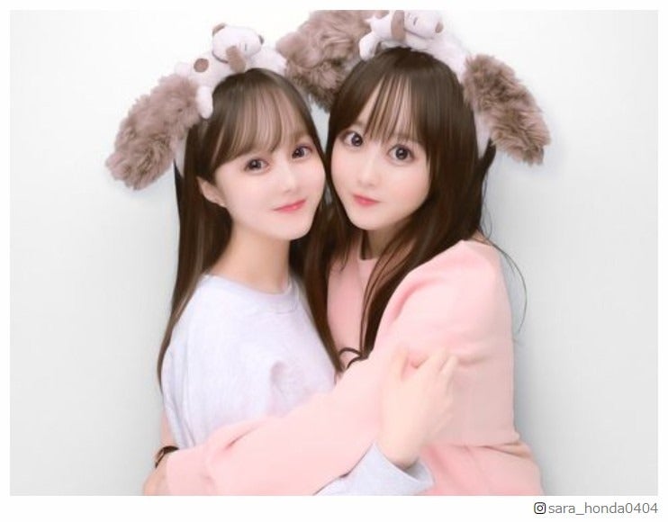 本田望結＆紗来、ユニバでお揃いカチューシャのプリクラ公開「仲良しで素敵」「ふわふわで可愛い」の声