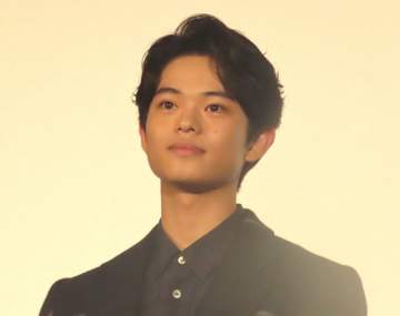 黒川想矢 韓国女優とのハグシーンは「すごいカチカチになっちゃって…」「ハグとかしたことがなく」