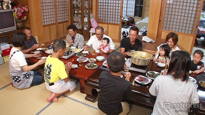 島のご当地めし（画像提供：テレビ東京）