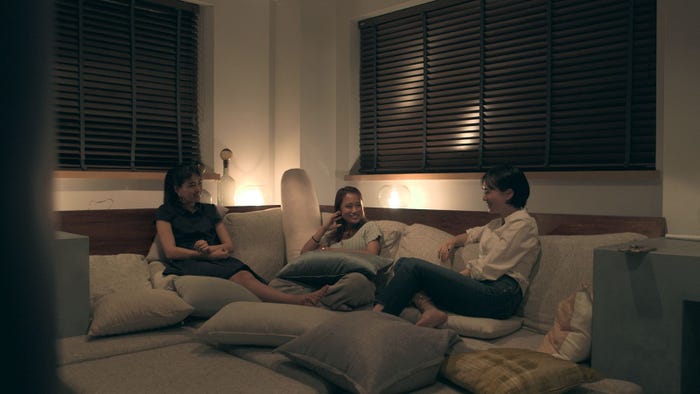 春花、莉咲子、香織「TERRACE HOUSE TOKYO 2019-2020」10th WEEK(C)フジテレビ/イースト・エンタテインメント