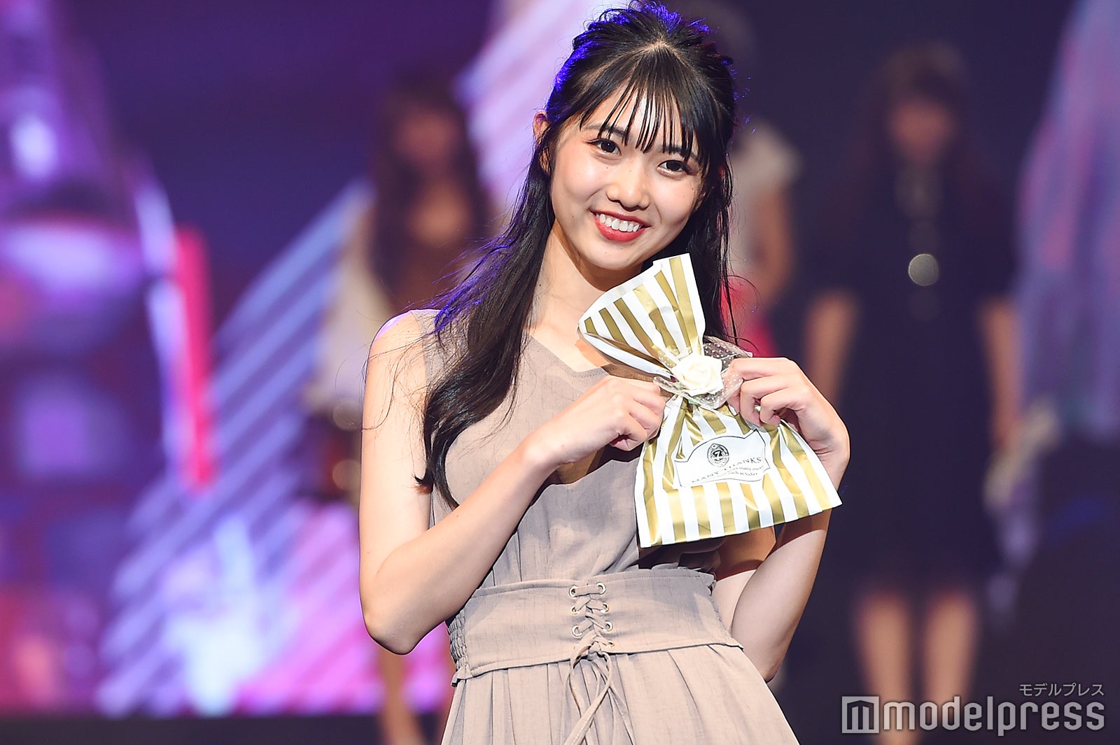 （C）モデルプレス