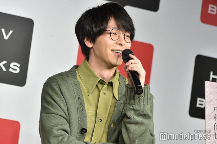 質問が選ばれた観客とも積極的にコミュニケーションをとっていた中村倫也(C)モデルプレス