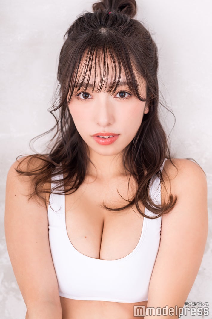 むちふわボディ・高梨瑞樹、“どれだけ疲れていてもやること”は？自宅での一人飲み事情も明かす＜モデルプレスインタビュー＞