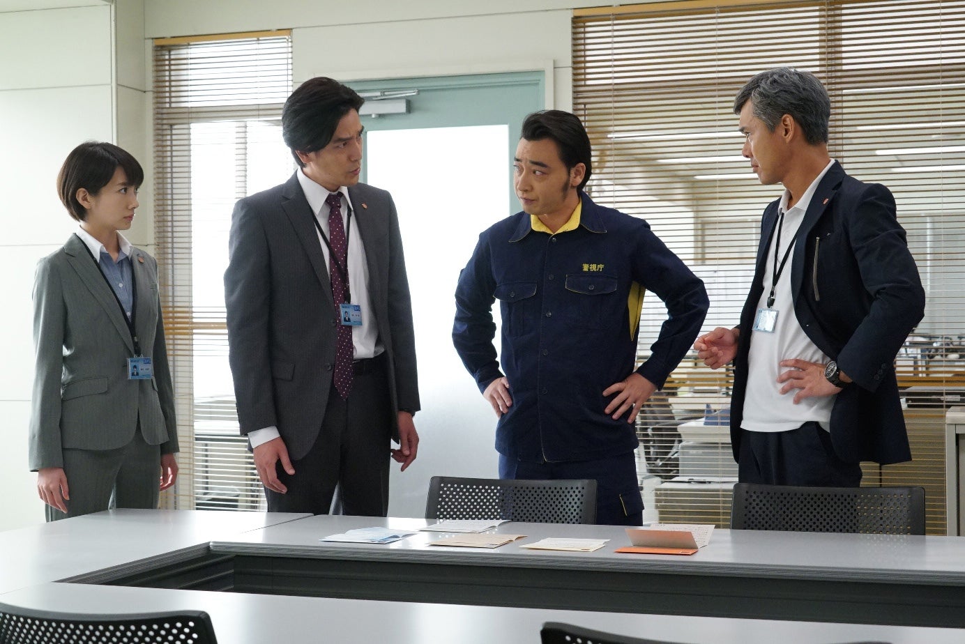 波瑠、要潤、斉藤慎二、渡部篤郎（画像提供：関西テレビ）