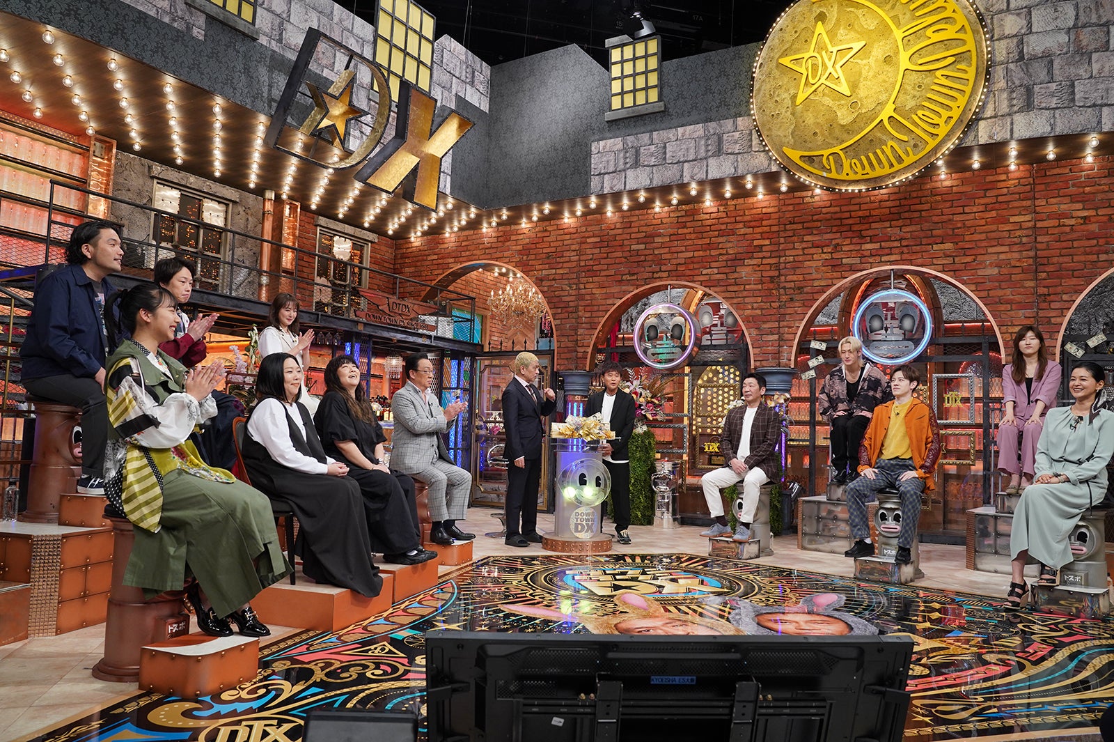 『ダウンタウンDXDX　芸能人最強の金銭感覚一斉調査スペシャル！in大阪』後半ゲスト（C）読売テレビ