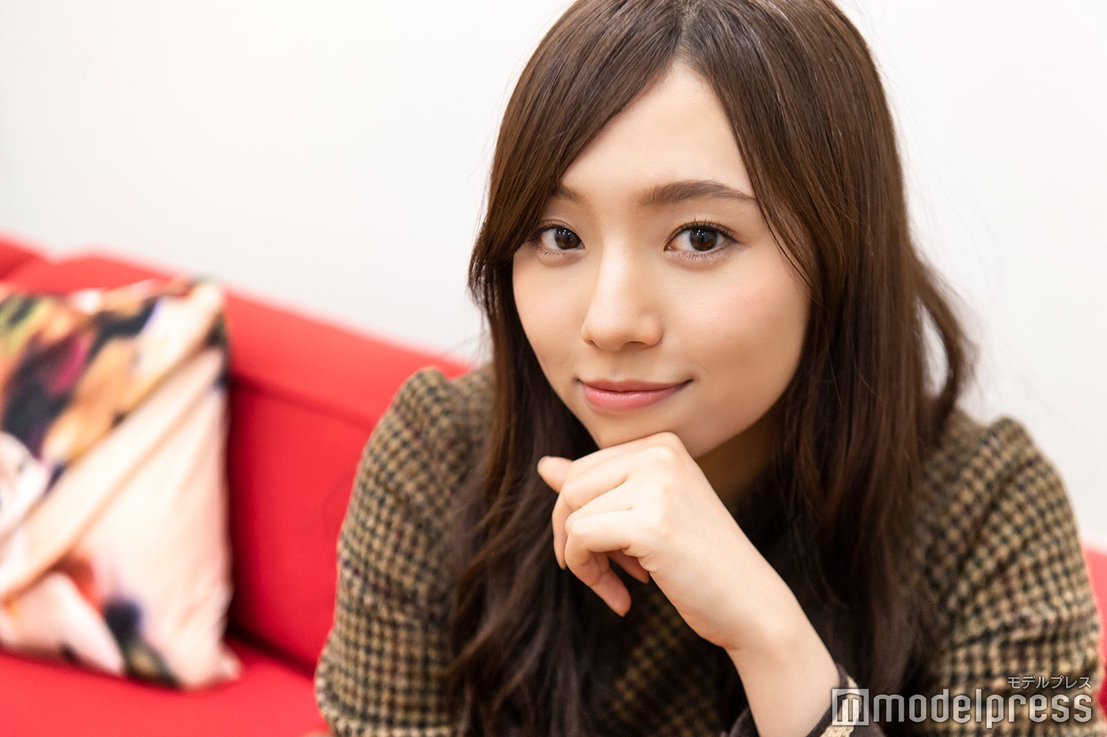 新内眞衣（C）モデルプレス