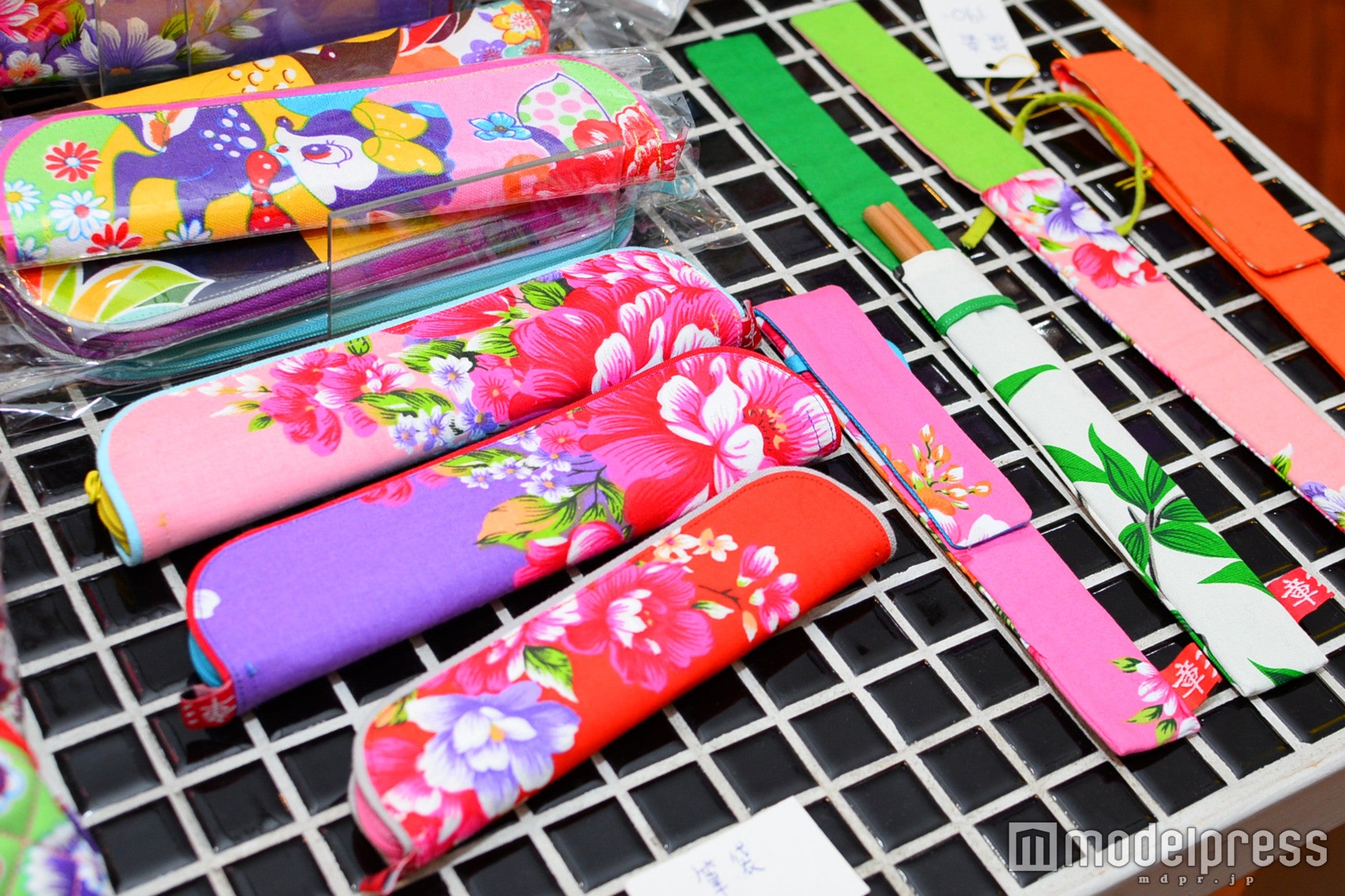 筆袋／各390元、箸袋／各190元（C）女子旅プレス