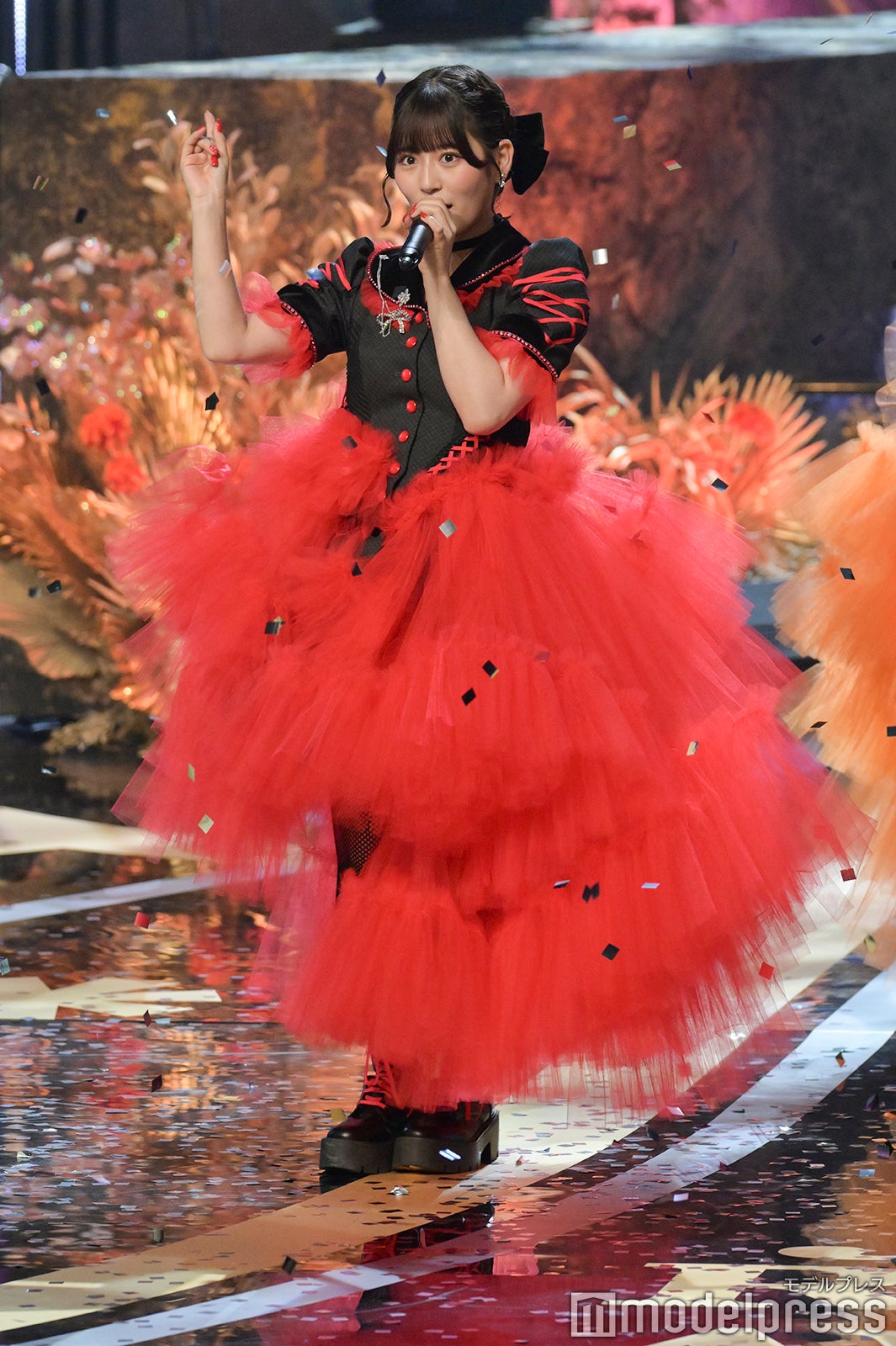 月足天音／FRUITS ZIPPER（C）モデルプレス